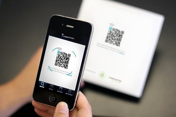 How To Use Stock iPhone Camera App To Scan QR Codes featured image 